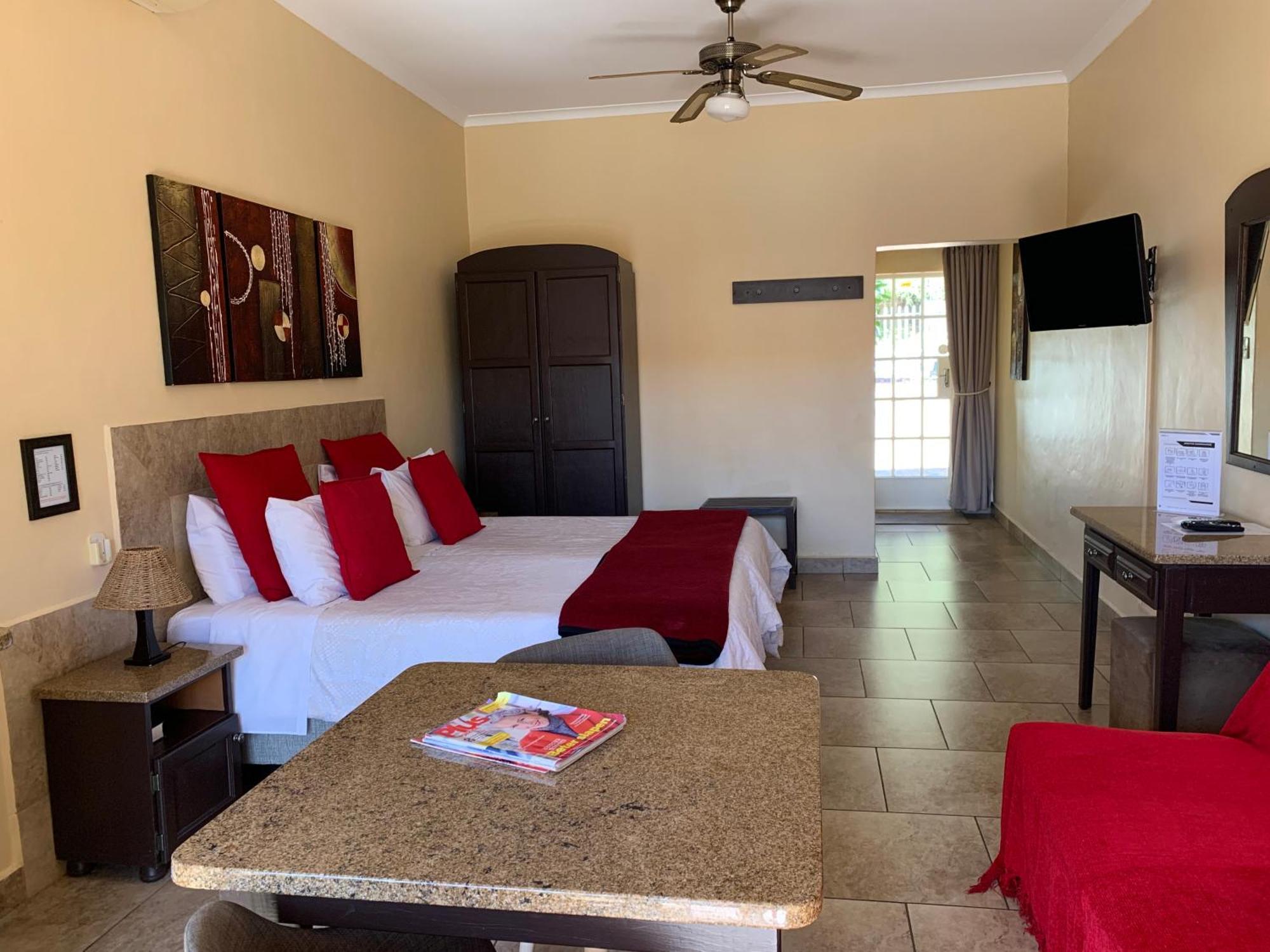 Auberge Guest Lodge Mbombela Buitenkant foto