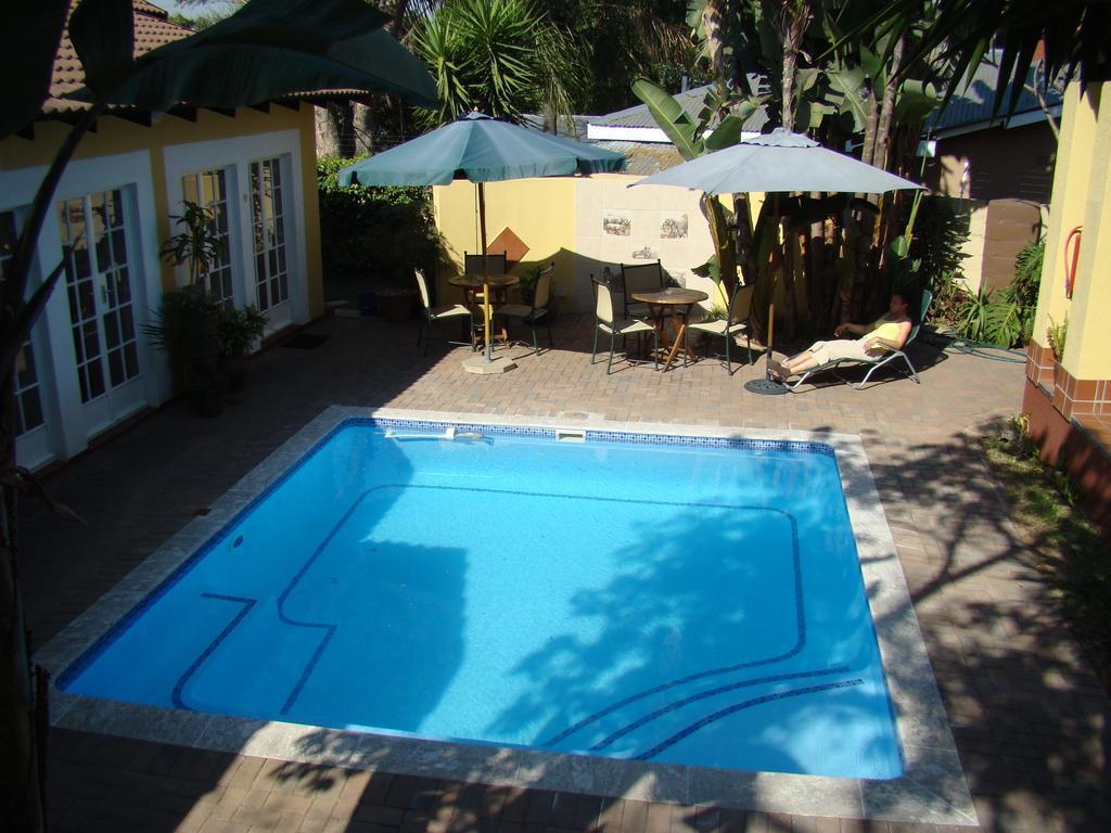 Auberge Guest Lodge Mbombela Buitenkant foto