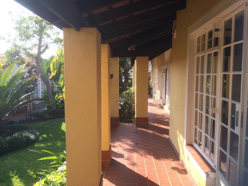 Auberge Guest Lodge Mbombela Kamer foto