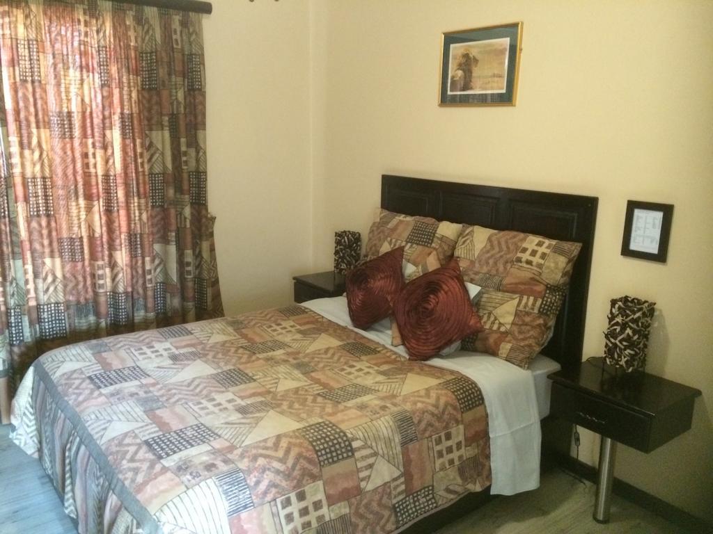 Auberge Guest Lodge Mbombela Kamer foto