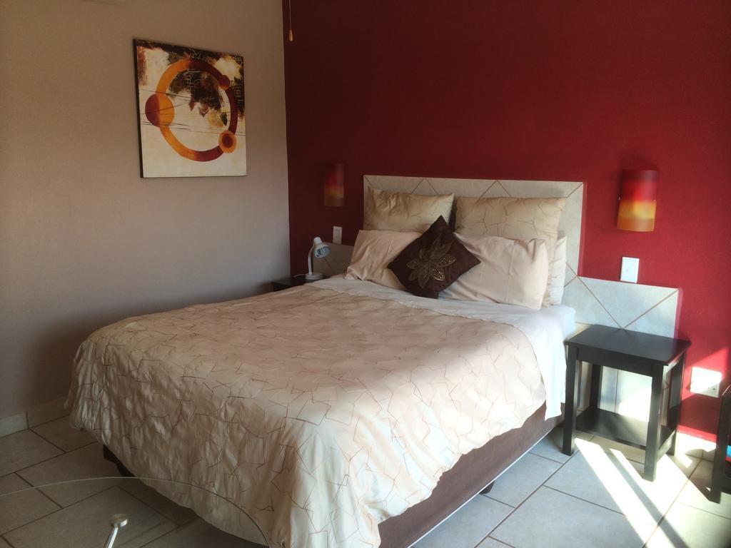 Auberge Guest Lodge Mbombela Kamer foto