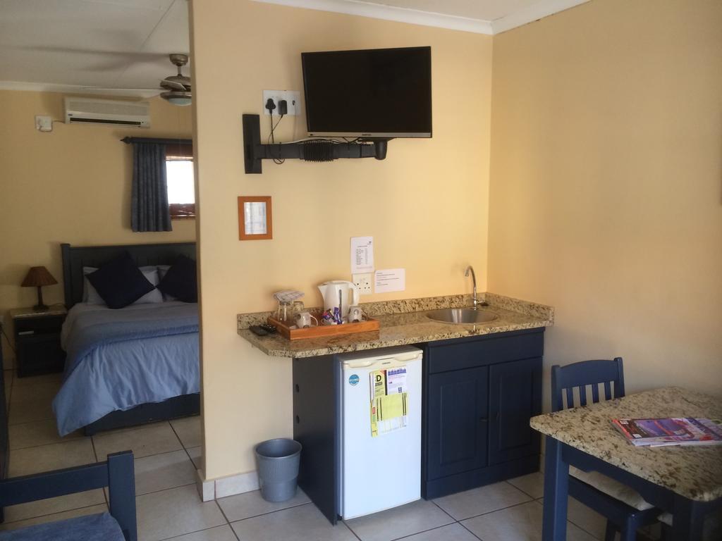 Auberge Guest Lodge Mbombela Kamer foto